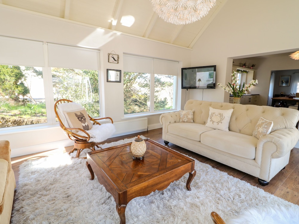 Wisteria Cottage