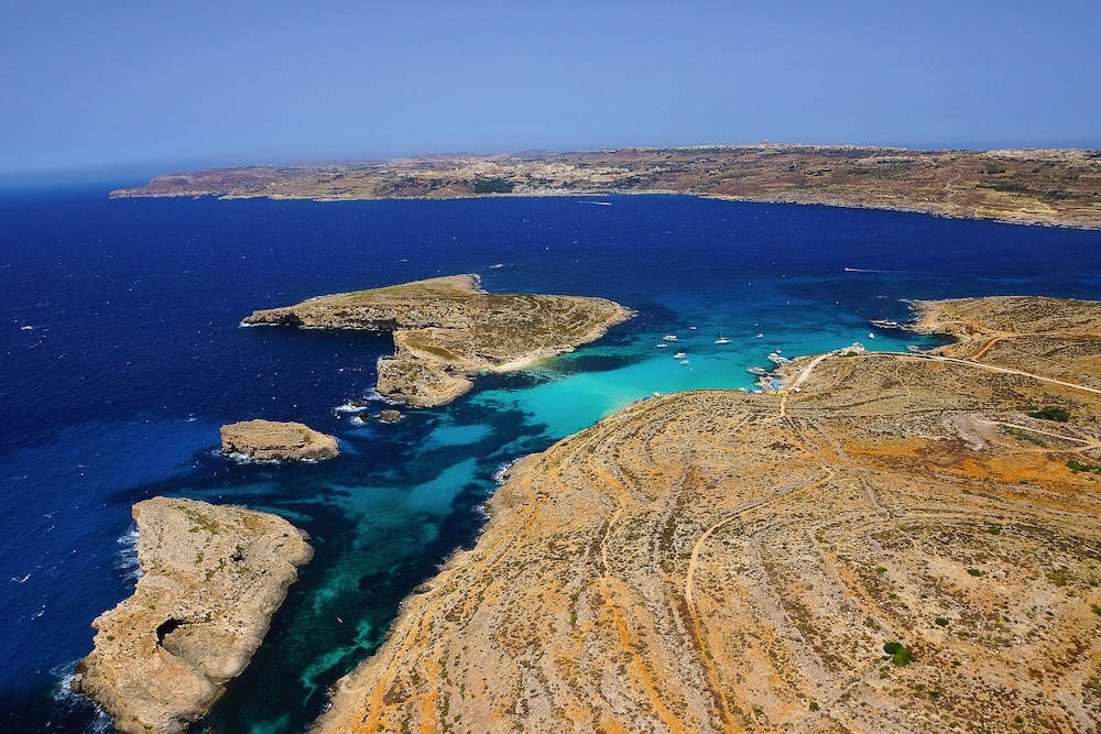 Harbour Lights Apartments by Getaways Malta, photo 7