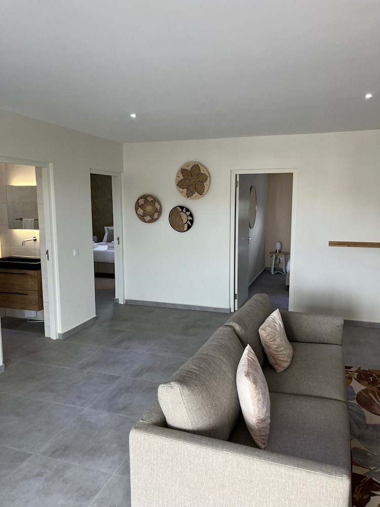 Apartment Serena, Mambo Beach
