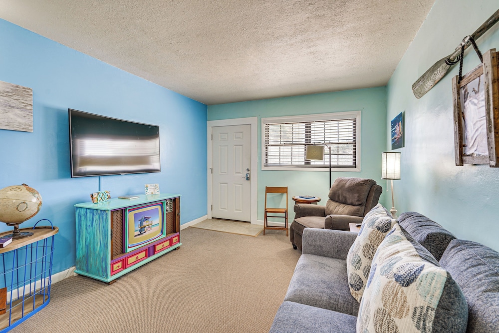 Steps to Sand: Panama City Beach Apartment!