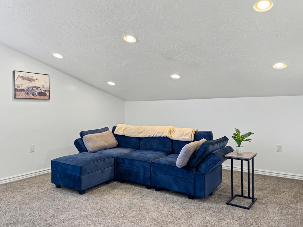 Robin's Nest BNB