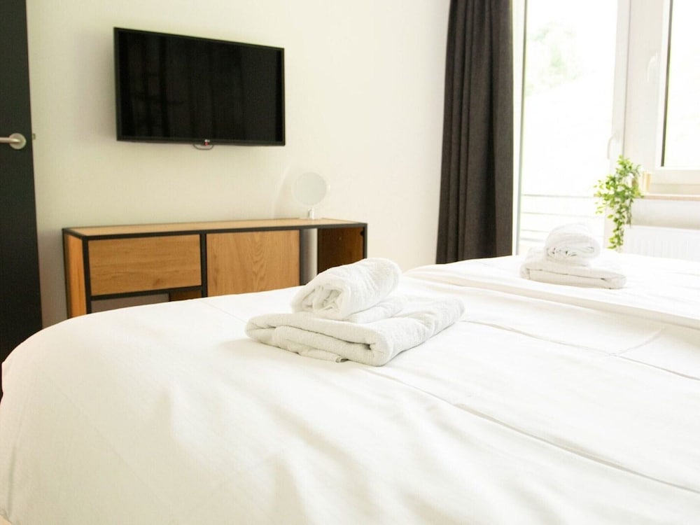 Cosy Flat on the ski Slope Near Winterberg view 3