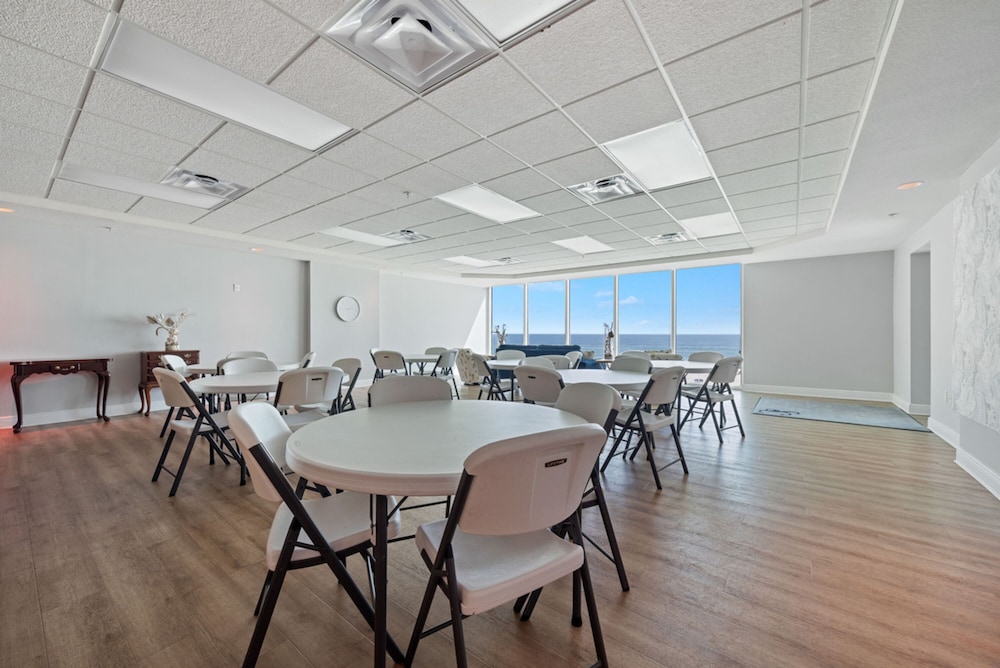 meeting & event spaces