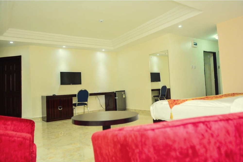 Starview Palace Hotel