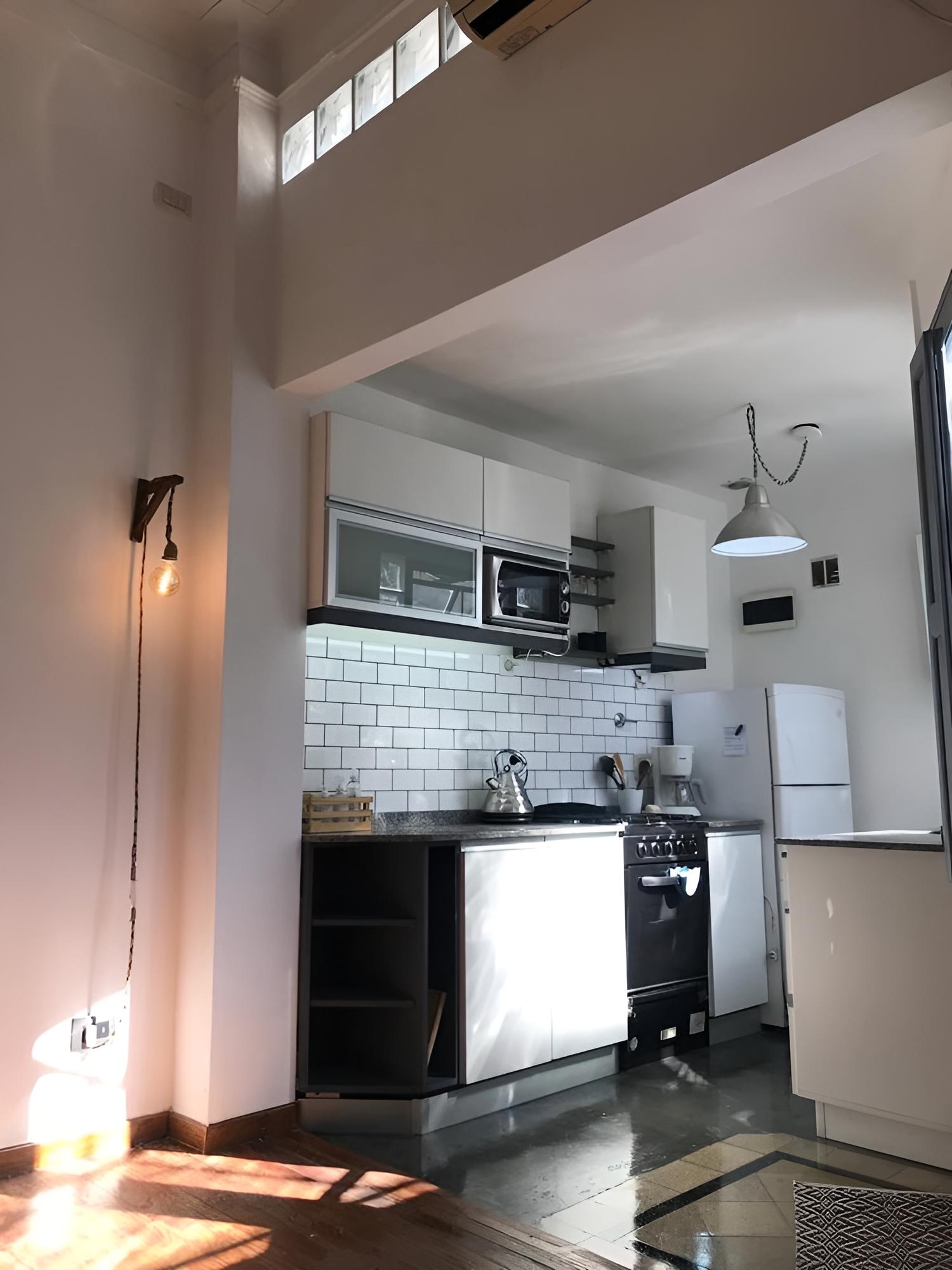 Caballito's Charming Duplex: Comfort and Enchantment