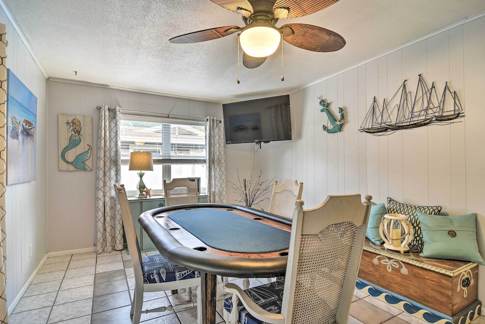 Seminole House < 1 Mile to Indian Rocks Beach!