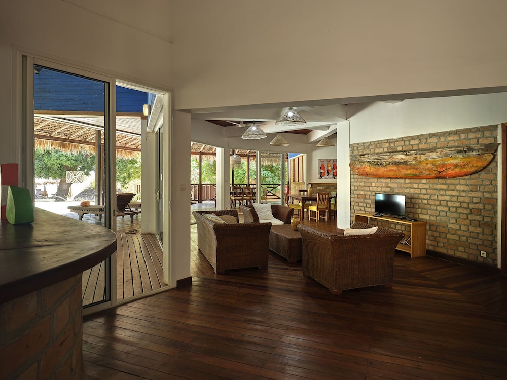 Antsanitia Resort