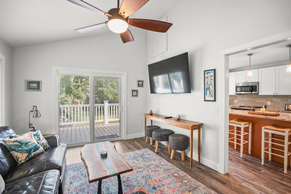 Inviting 3-bed, 3-bath Home Offers Perfect Blend of Comfort and Coastal Charm