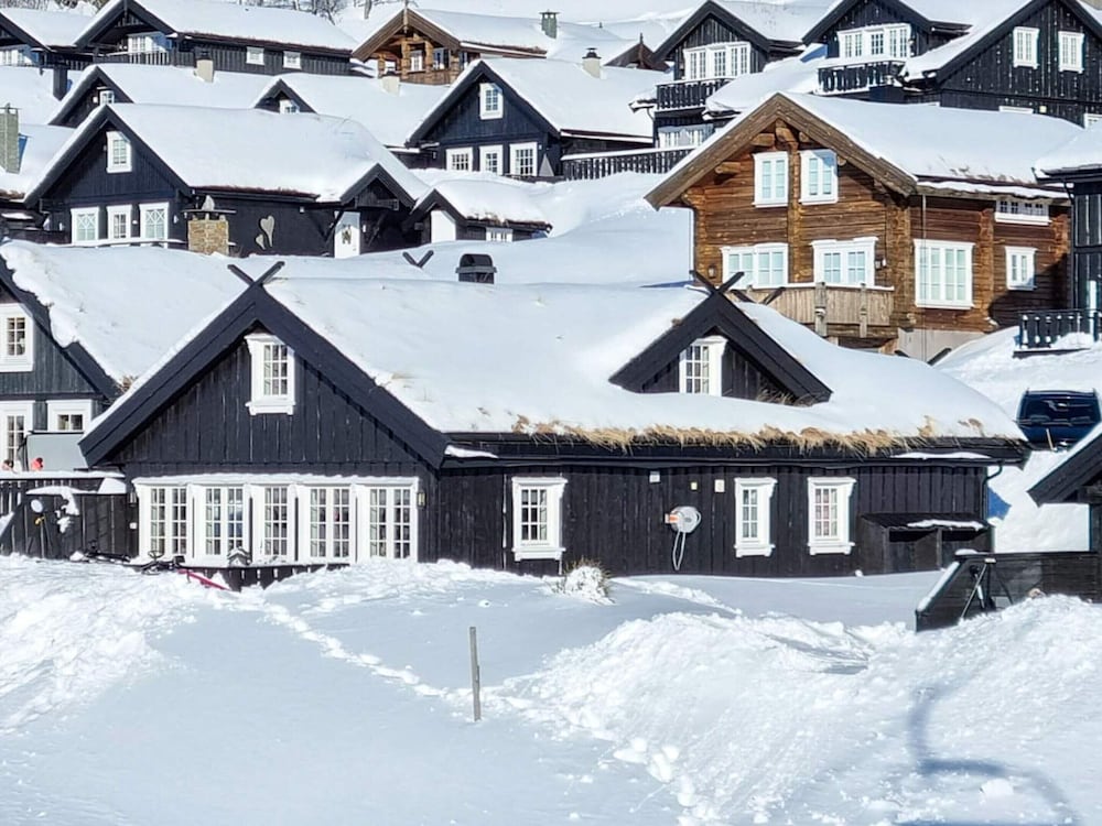 9 Person Holiday Home in Rauland
