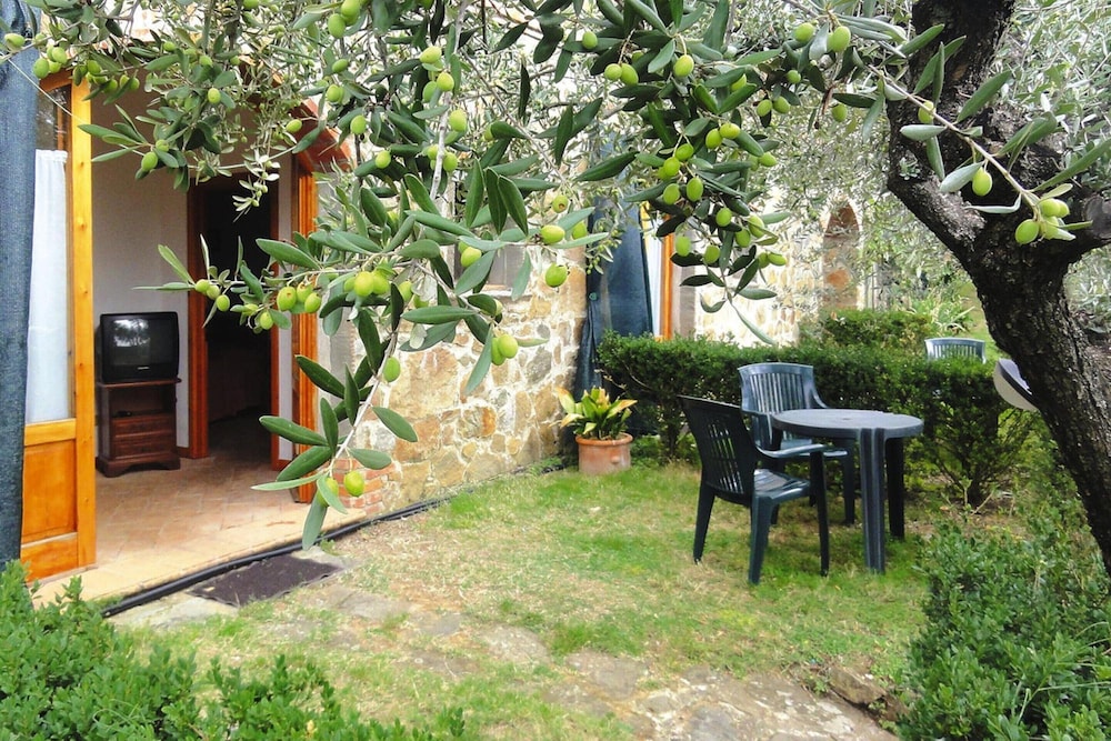 Villa in Tuscany Near Vinci Museum