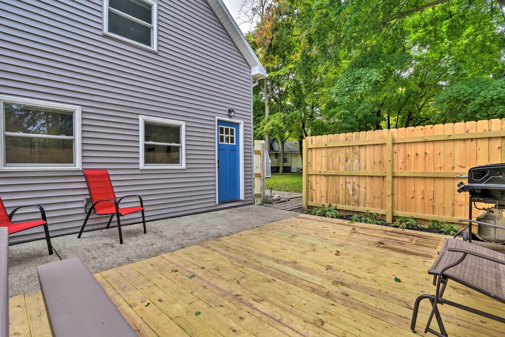 Mount Pleasant Vacations - Central Mount Pleasant Retreat w/ Patio  Grill! - Property Image 5