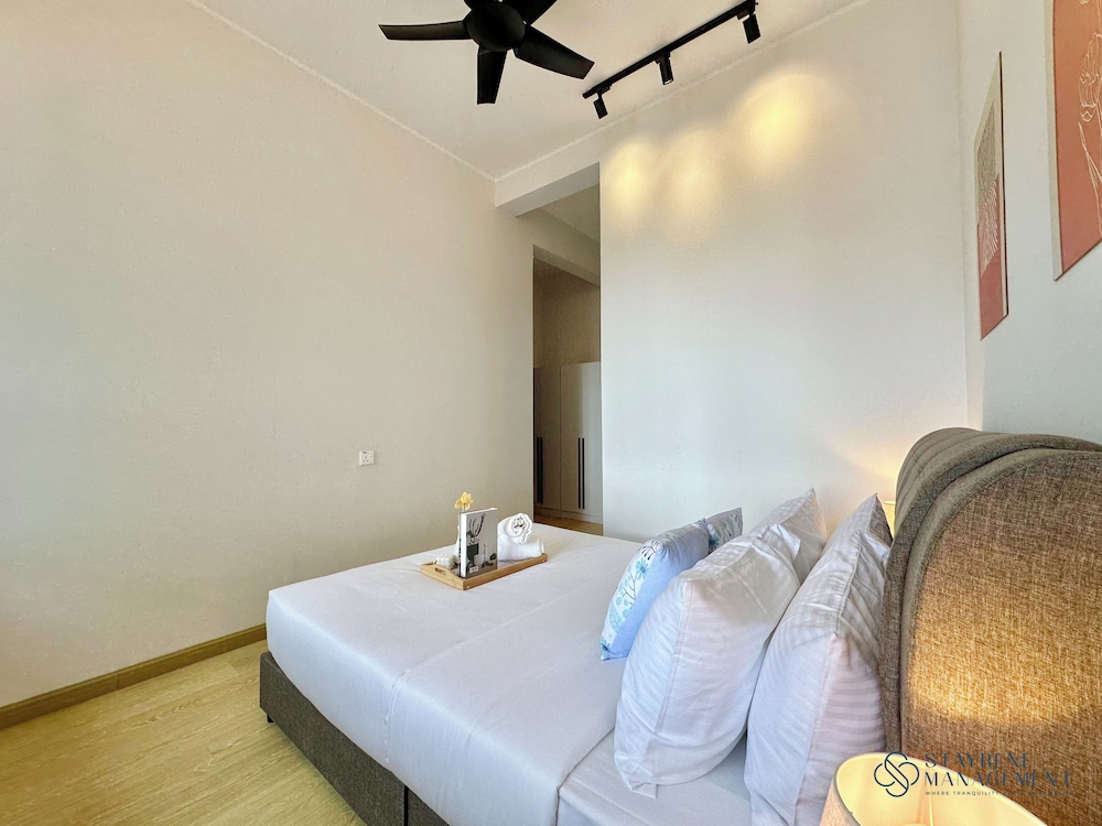 Country Garden Danga Bay Sea View Homestay by Stayrene