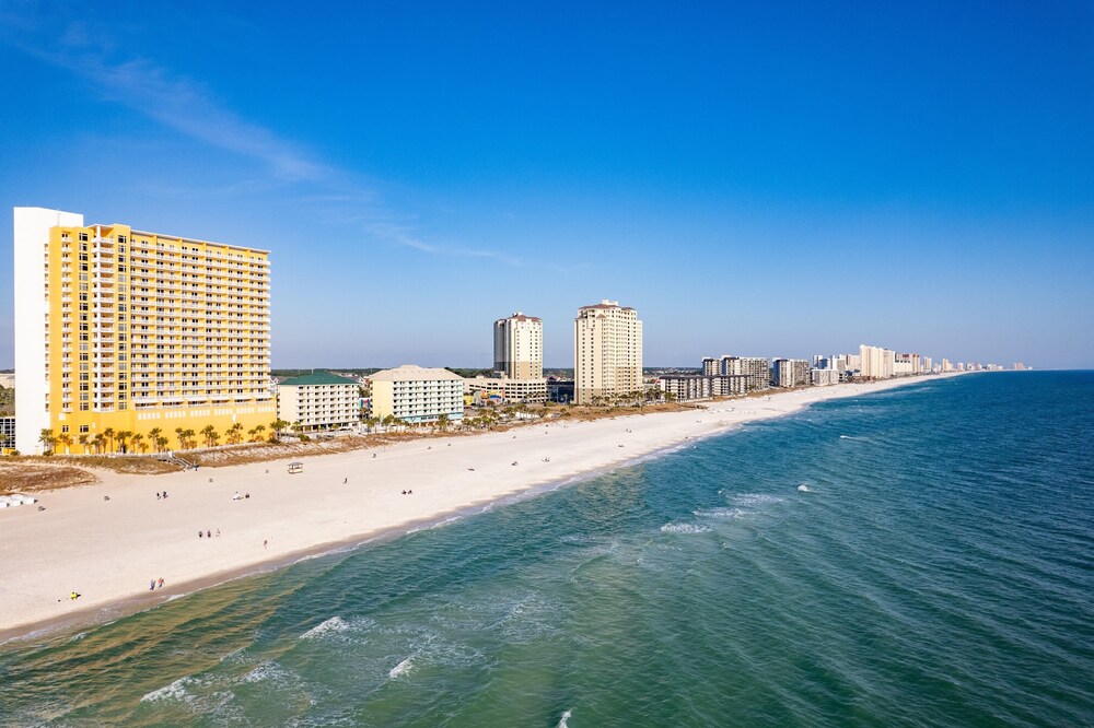 Sunscape by Avantstay Beachfront, Sweeping Views view 5