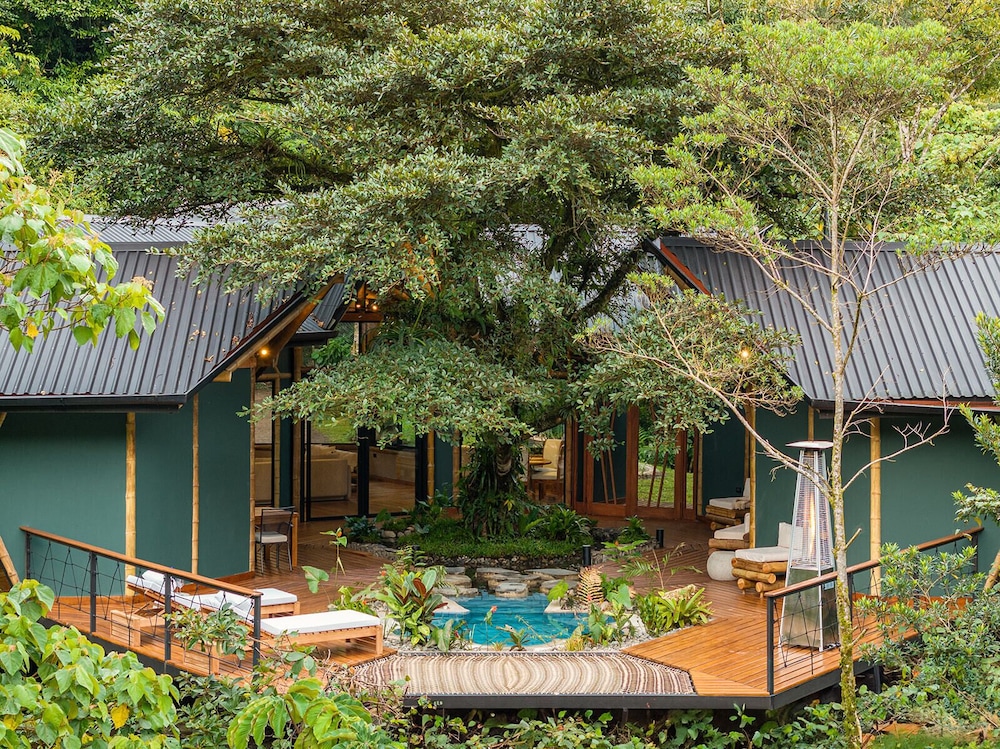 El Tigre Hideaway