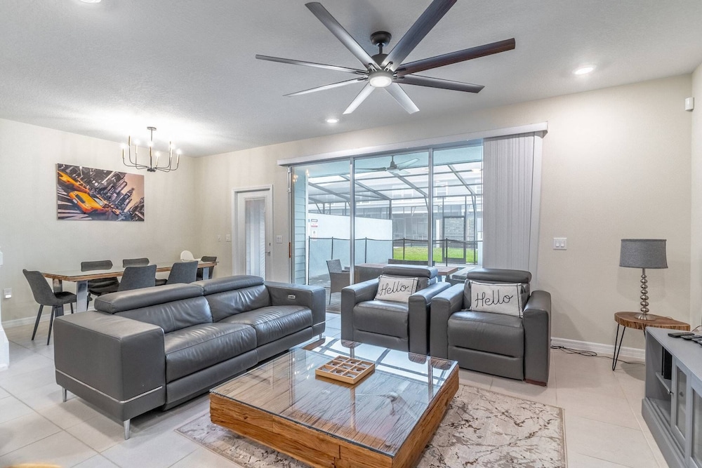 4014 Windsor Island