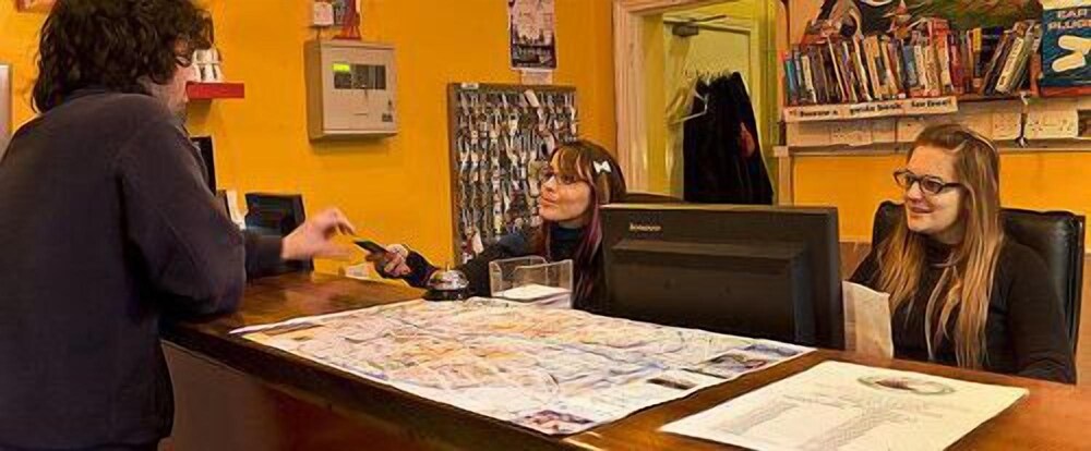 Kinlay House Hostel