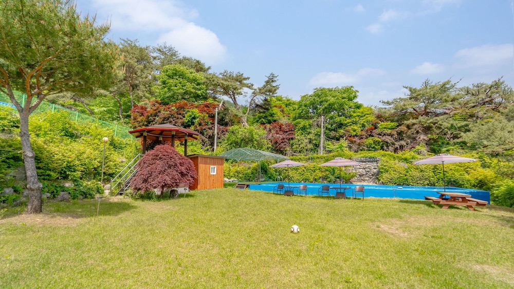 Gapyeong Hyangki Pension
