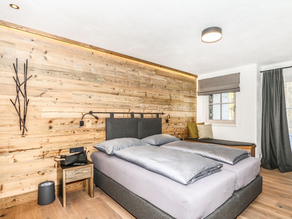Chalet in Saalbach With Panoramic Sauna
