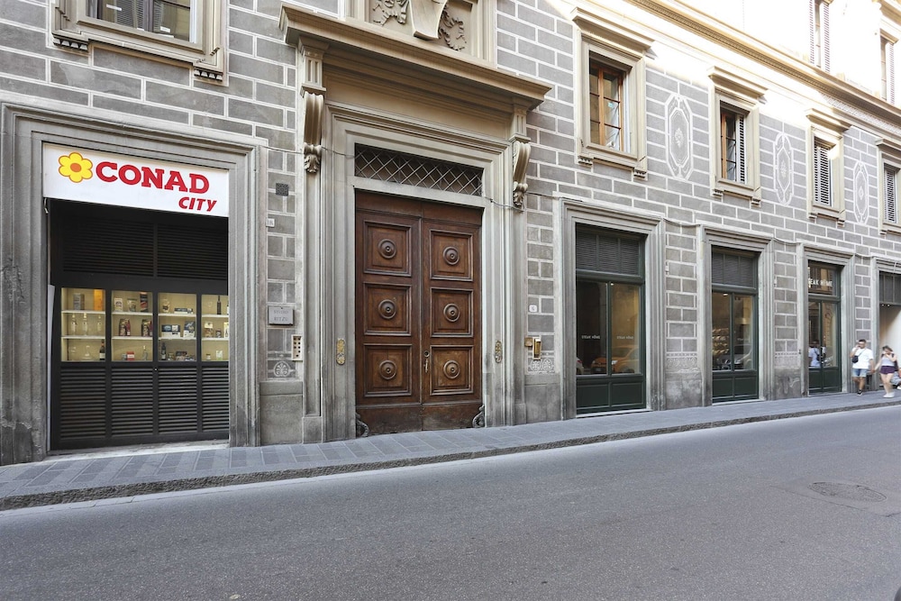 Luxury Apartment in Central Florence