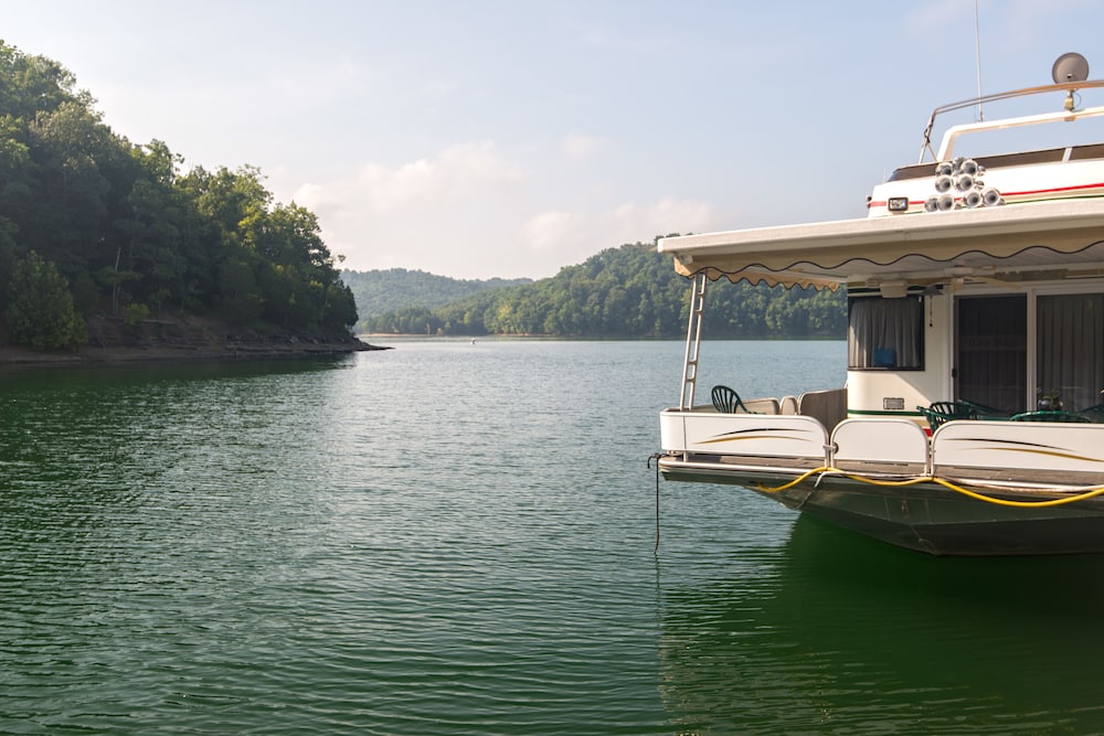 Dale Hollow Lake State Resort Park