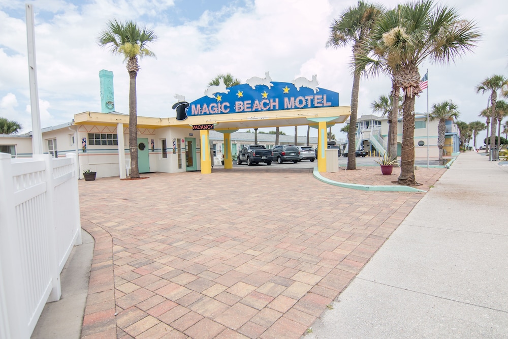 Magic Beach Motel