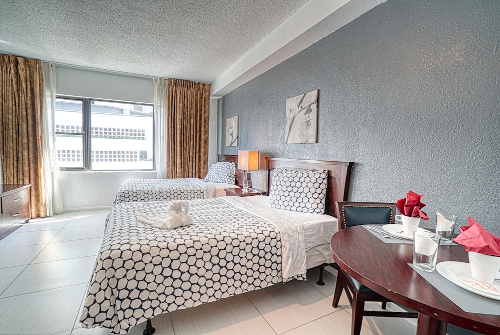 Private Apartments at the Casablanca