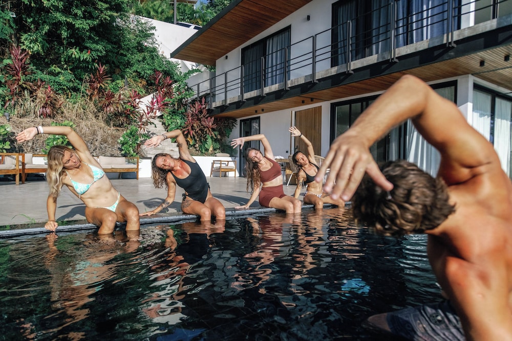 Seataya Oceanview Luxury Villas