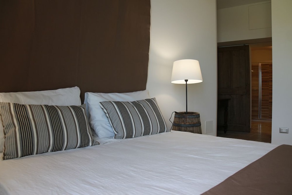 Agriturismo Aurivu view 2