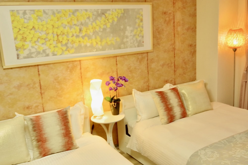 Nipponbashi Art Hotel
