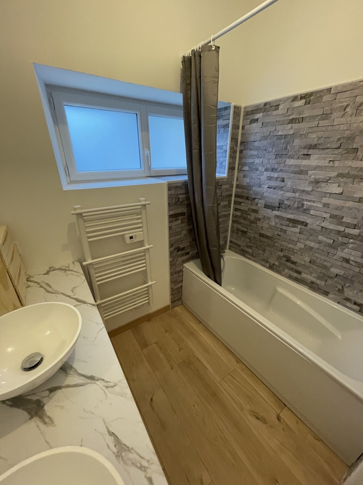 3-bedroom Apartment With Premium Amenities