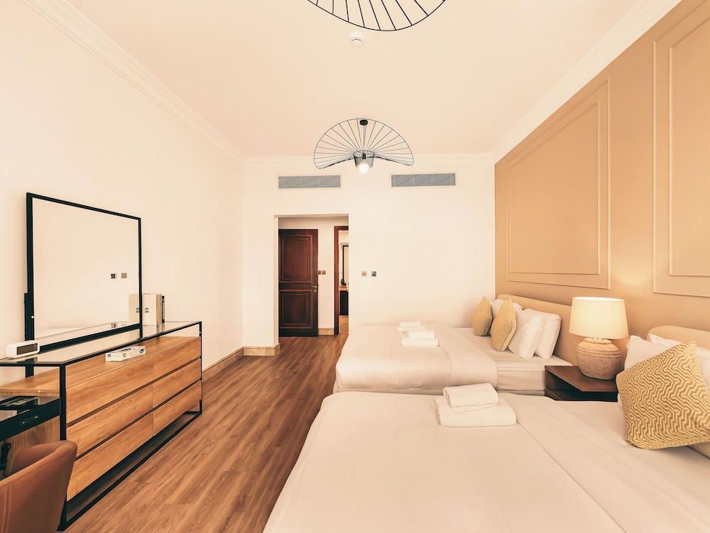 New Fairmont Residences by Propigo