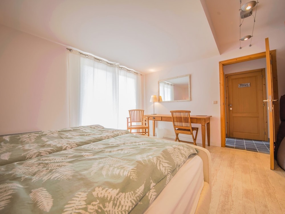Holiday Home With a Terrace in Warisy