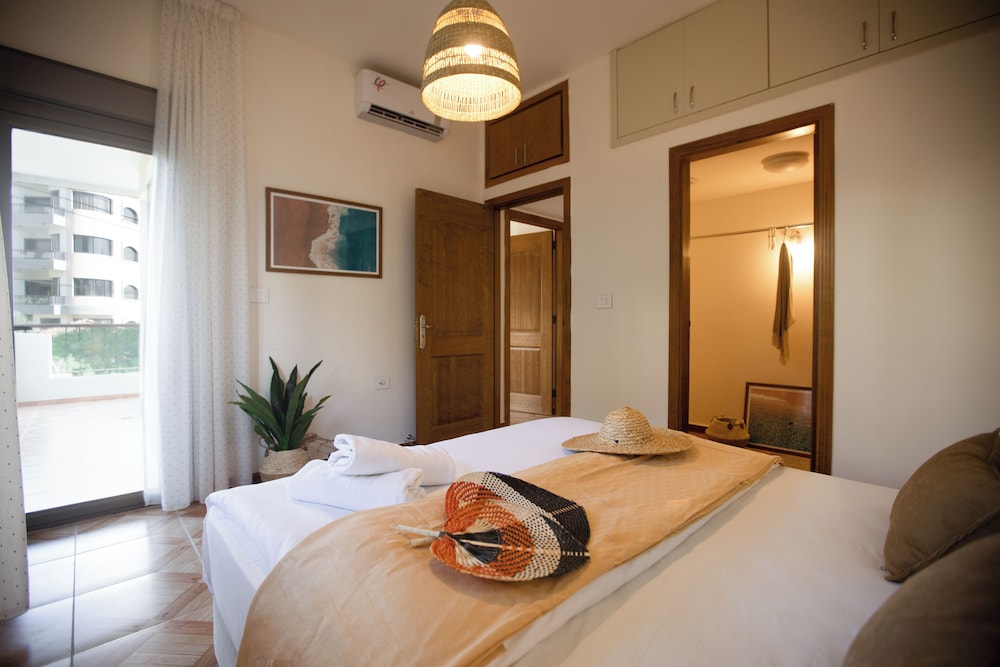 Akl - Chic Apts & Balconies in Batroun