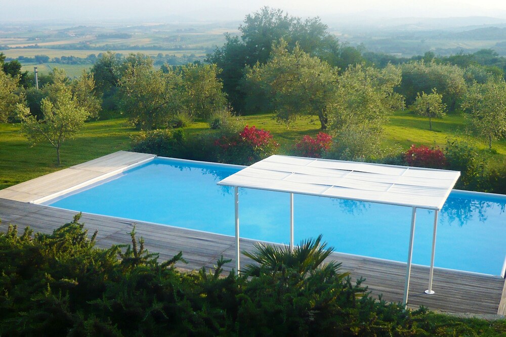 Casale Vezzoli con Piscina