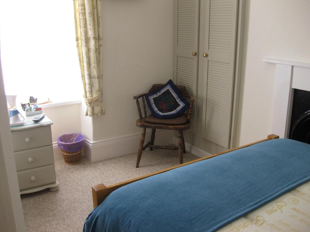 Acorns Guest House