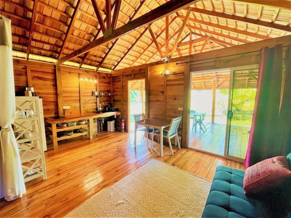 Raiatea - Orion Pool Bungalow