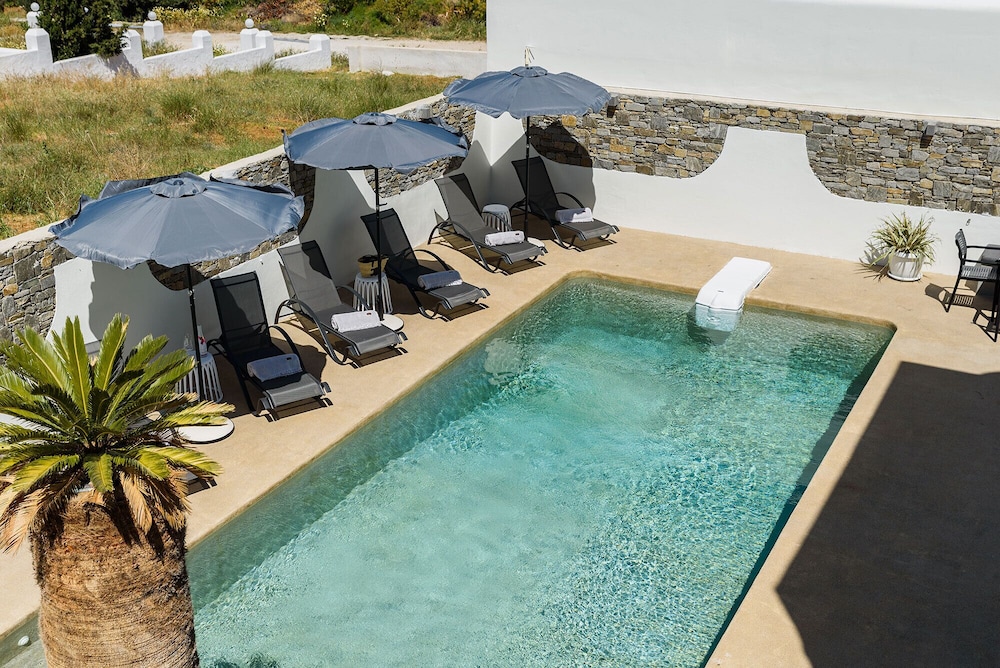 Vammos Luxury Apartments