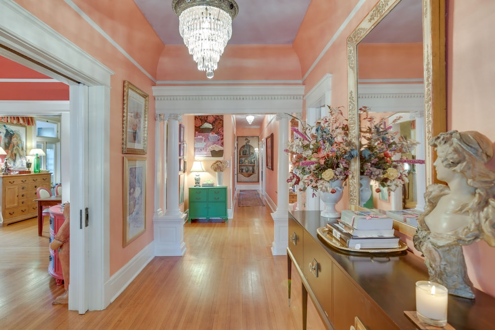 New Orleans Vacations - Lavish New Orleans Haven w/ Private Pool! - Property Image 19