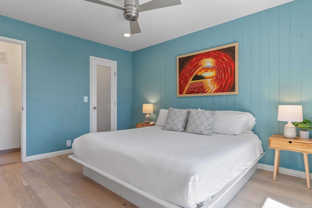 Modern San Clemente Duplex 2 Units w/ Ocean Views, Walk to Trestles Beach