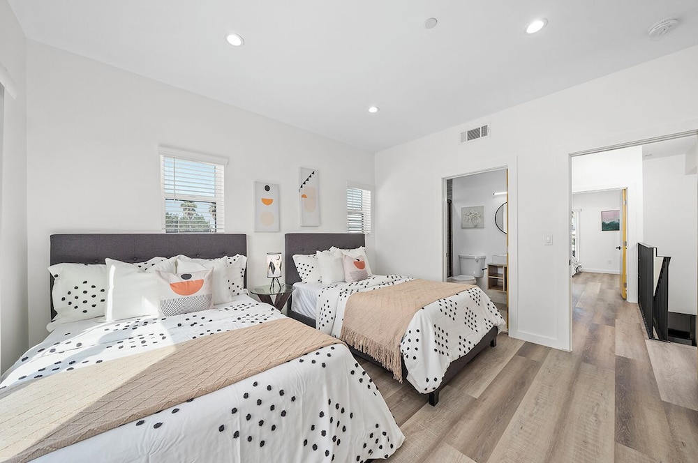 Cozy Bedroom Los Angeles