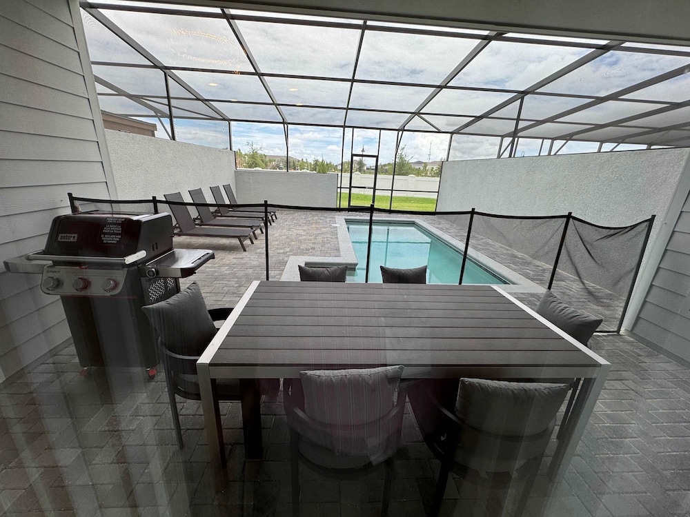 Family Friendly 5Bd Near Disney Windsor Cay 16136