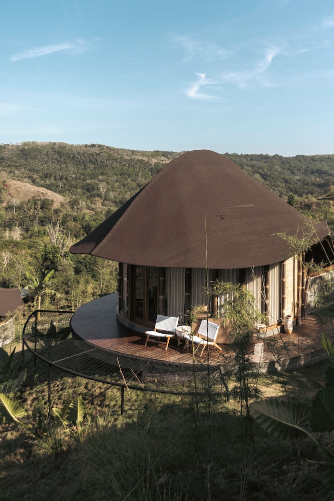 Ketanu Bamboo Lodge Sumba