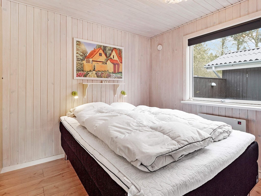 Elegant Holiday Home in Jutland With Whirlpool view 5