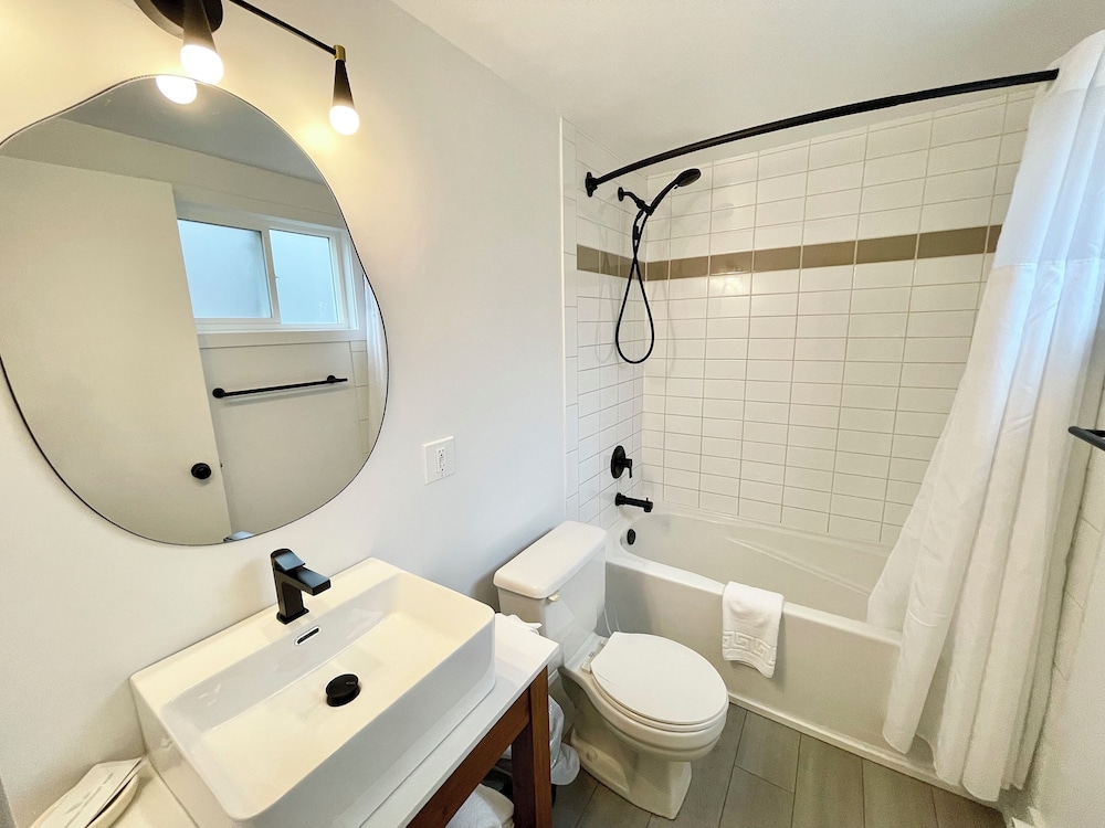 Ucluelet Wildwood Inn