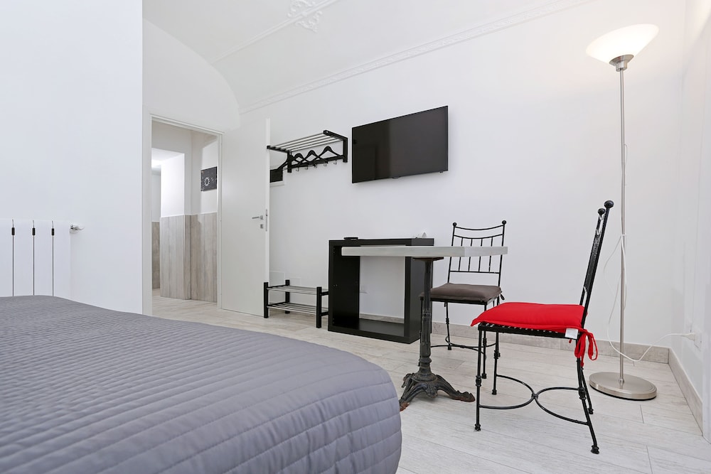 Houspitality Nero B&B