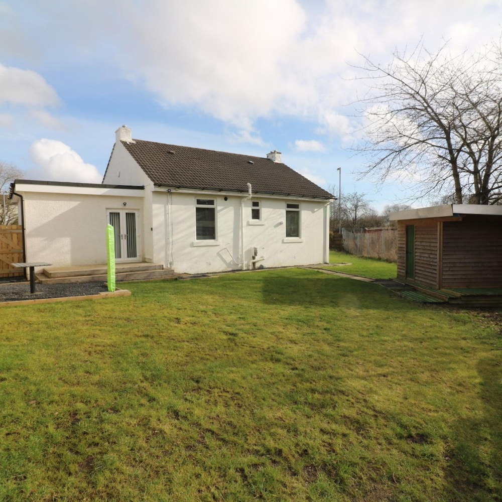 Railway Cottage - Maryhill