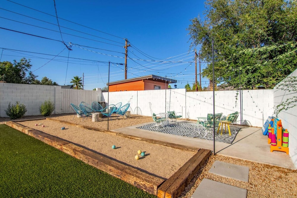 Northview Mid-century Escape Pool Firepit Bocce