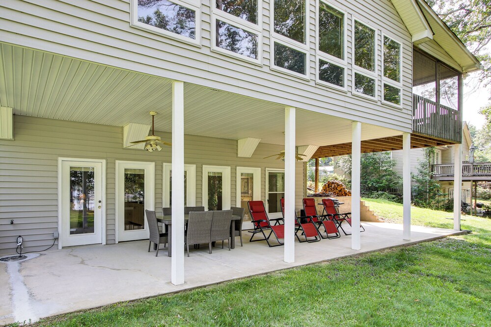 < 1 Mi to Marina: Fair Play Home on Lake Hartwell