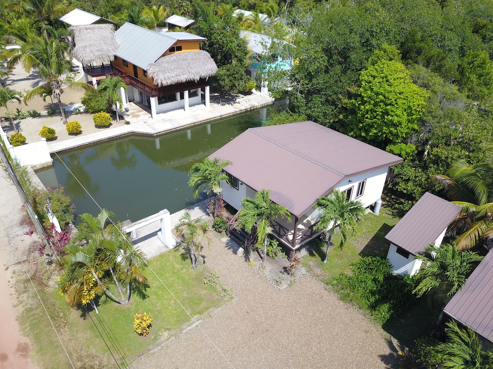 Cuatro Cabana