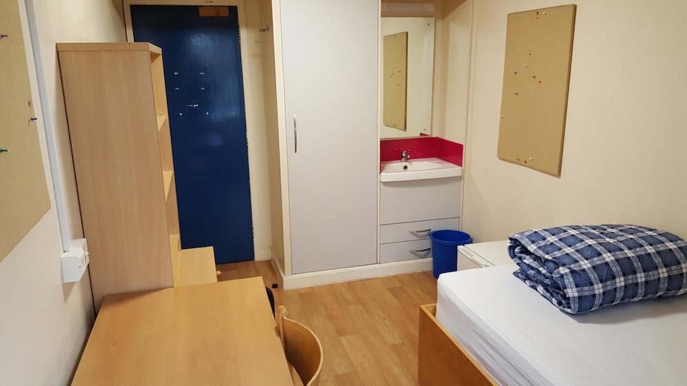 Davies Court - Hostel
